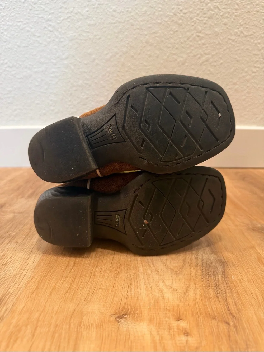 Ariat Kids Brown & Olive Pull-On Western Boots